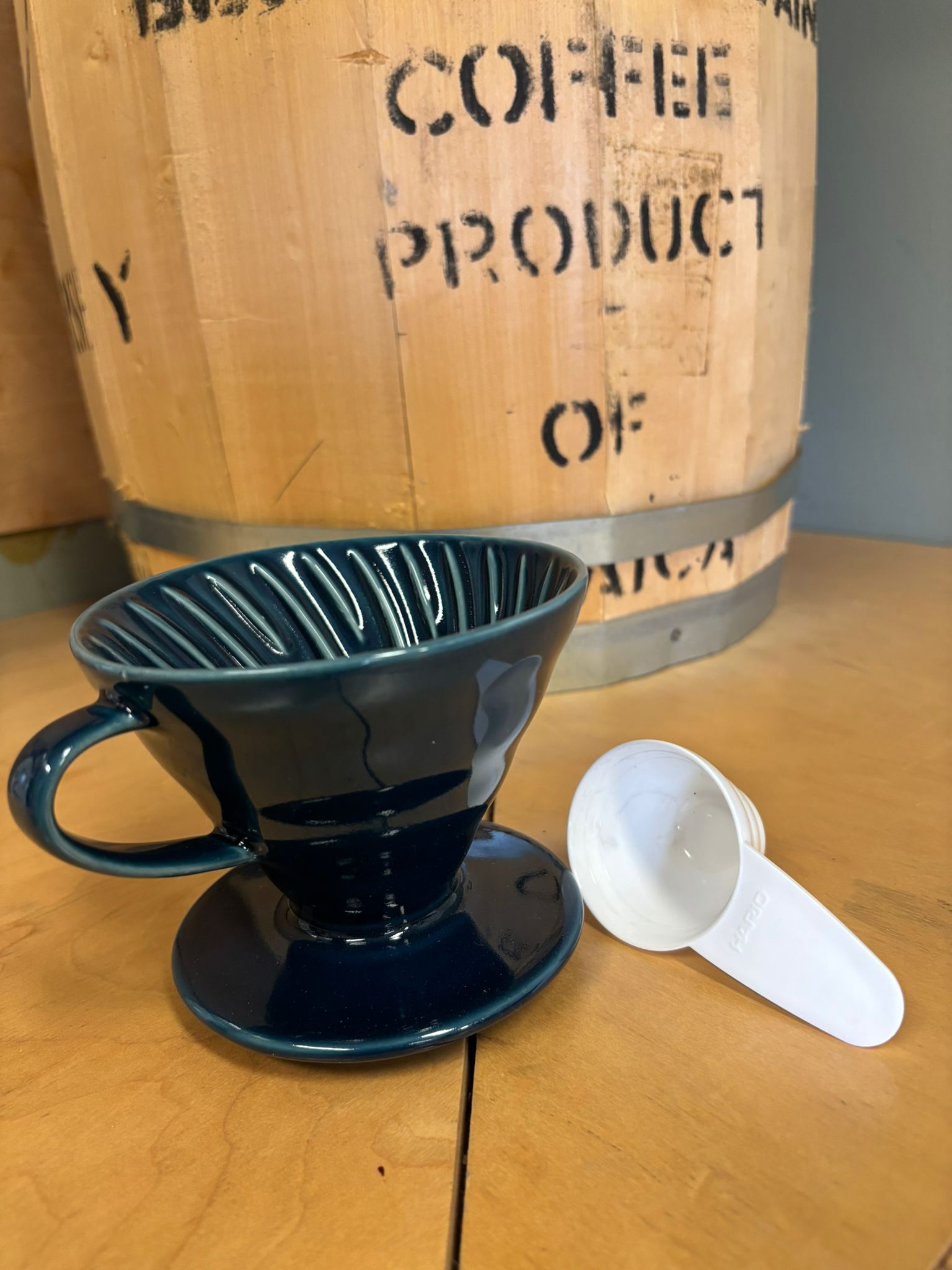 Hario V60-02 Ceramic Indigo Blue